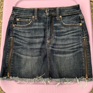 American eagle jean skirt